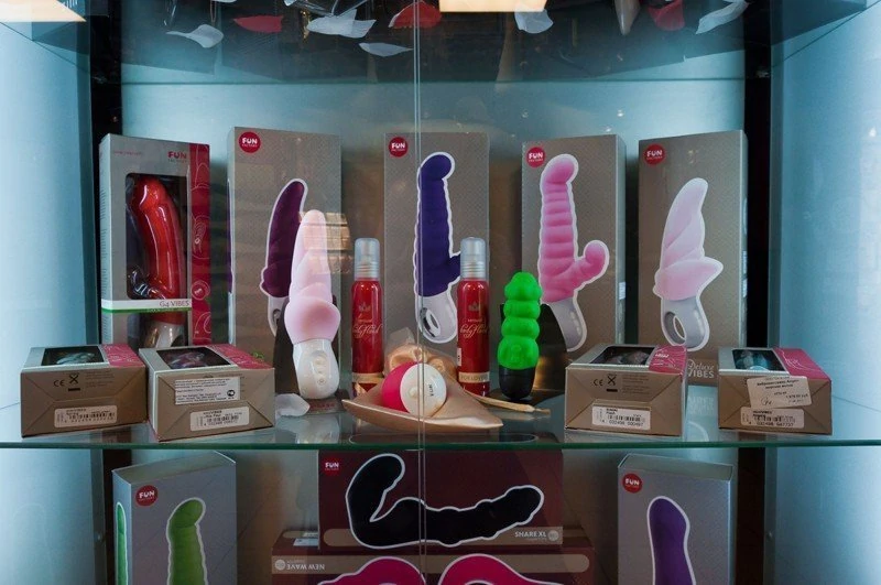 Розничный магазин Горский м-н д. 64 отдел 24,т.+7(383) 361-52-00 этаж 2 с 10.00 до 20.30