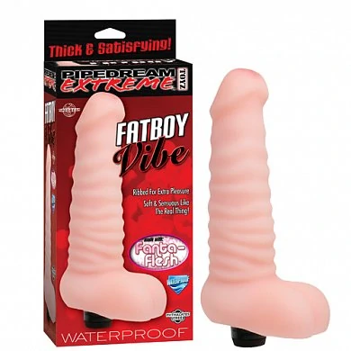 Длина водонепроницаемого стимулятора от пульта управления - 18 см, диаметр - 5,5 см.