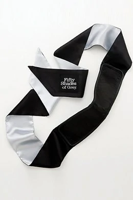 Повязка на глаза Satin Deluxe Blindfold черно-белая — купить в секс-шопе LoveDoctor
