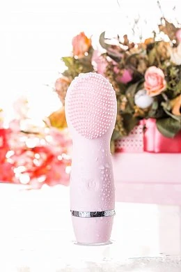 e8e0e5f2-4805-4050-abf3-7c2d246e8364