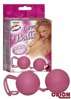 Оригинальные вагинальные шарики, выполненные из материала киберкожа. Размер: диаметр 3,5 см.