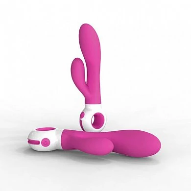 Роскошный «вибратор –кролик» с гладкой и круглой головкой, придающей ему сексуальный вид.