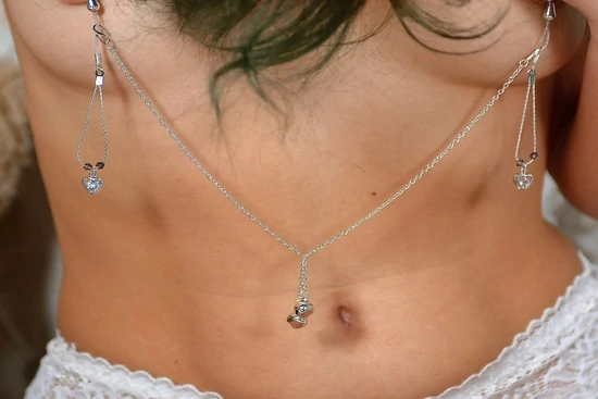 Использование зажимов для сосков