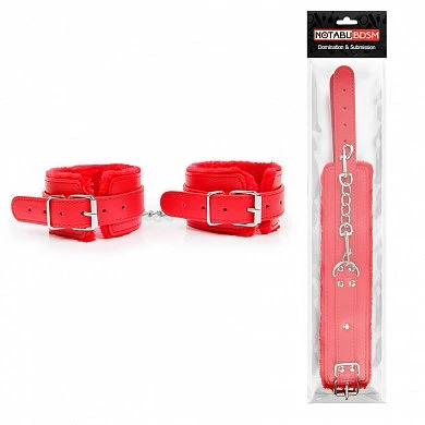 Оковы под кожу с мехом красные