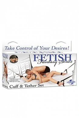 Набор для бондажа Cuff And Tether Set — купить в секс-шопе LoveDoctor