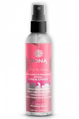 Освежающий спрей для одежды DONA аромат Blushing Berry 30 мл — купить в секс-шопе LoveDoctor